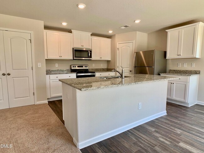 Foto del edificio - 213 Brisk Dr