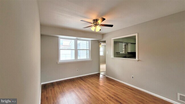 Building Photo - 3011 Hallowell Ct