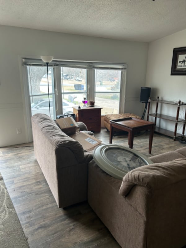 Building Photo - 3379 Family Dr