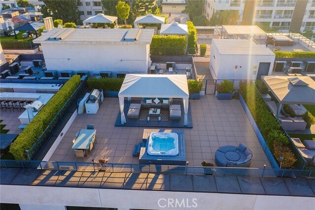 Foto del edificio - 432 N Oakhurst Dr