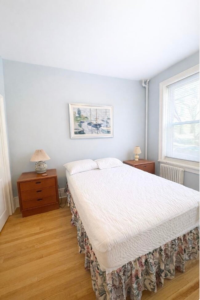 Building Photo - 637 Bloomfield St