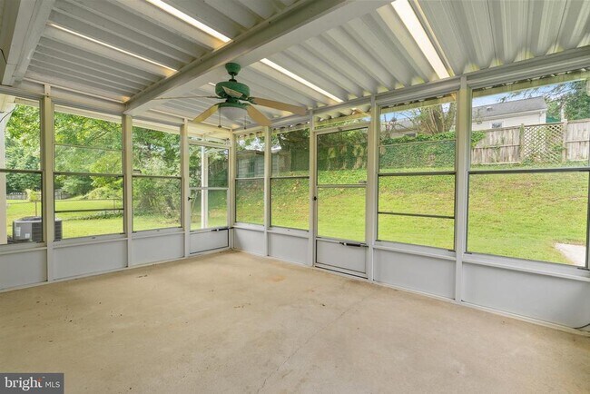 Foto del edificio - 11710 Milbern Dr