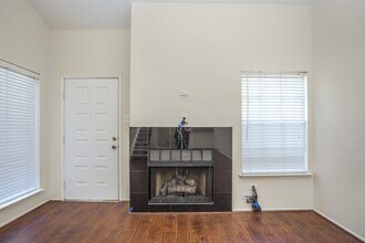 Building Photo - 2611 Grants Lake Blvd