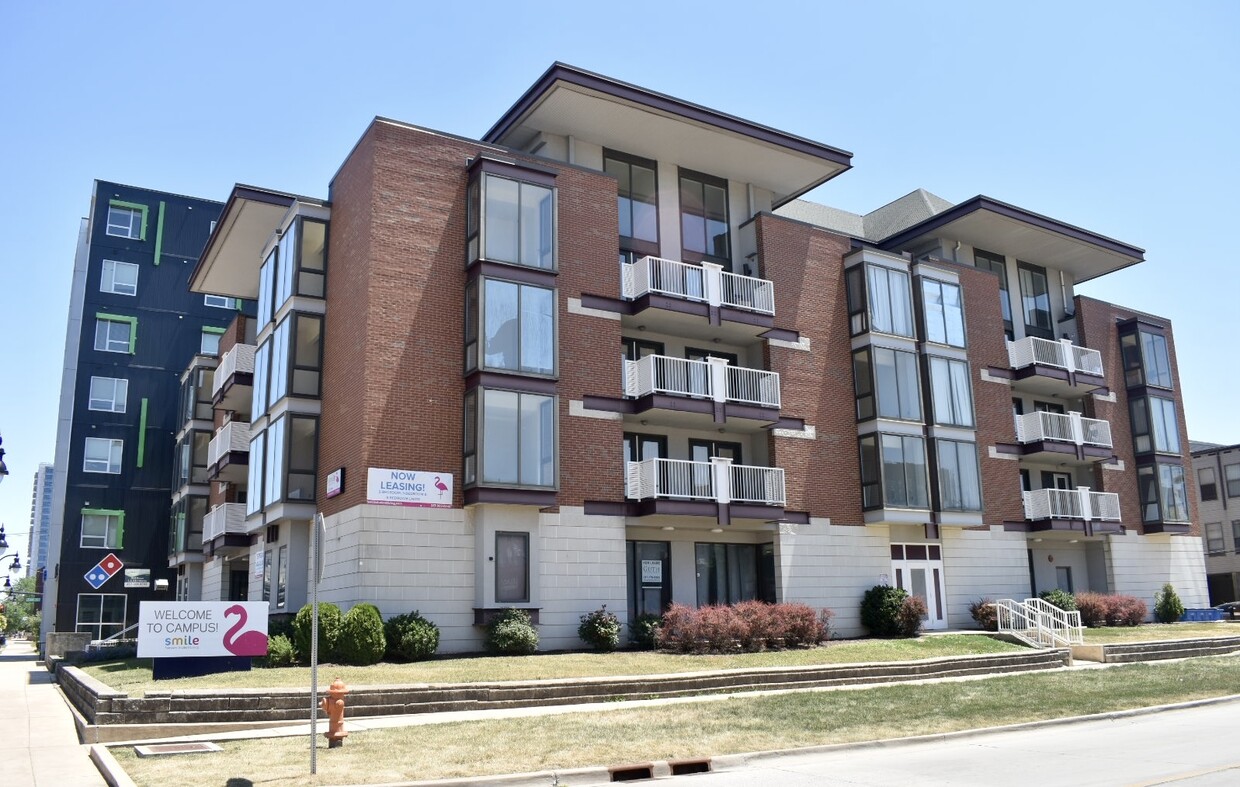 51 E Green St Apartments in Champaign, IL