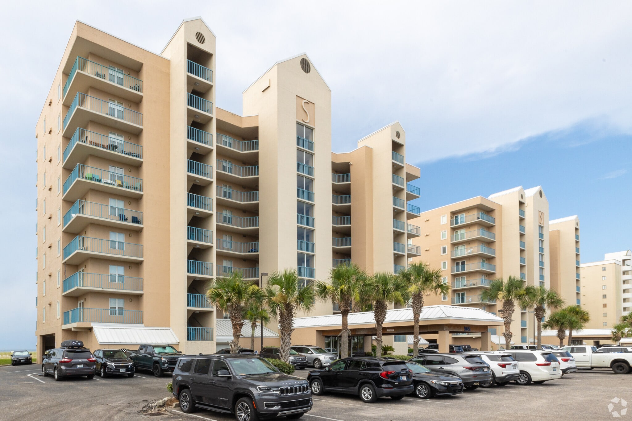 Surf Side Shores Condominiums