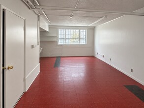 Building Photo - 315 Hyde St