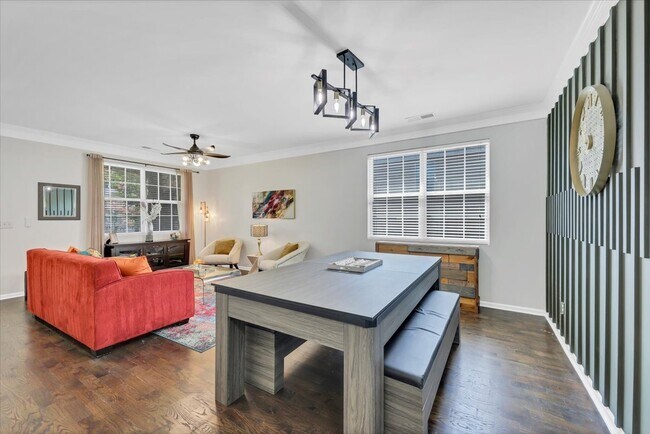 Building Photo - 2813 Brookford Ln SW