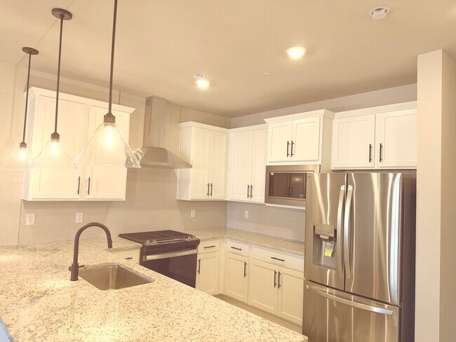 Foto del edificio - 2740 Bear Springs Cir