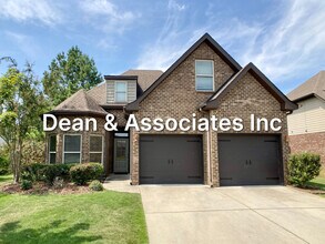 Building Photo - 305 Chesser Loop Cir