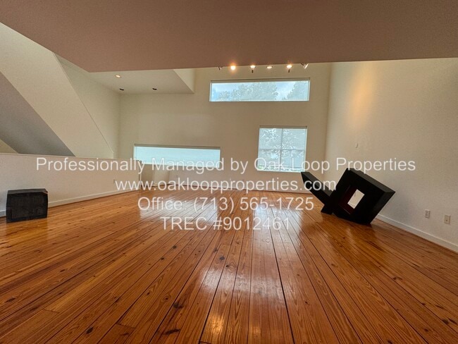 Photo - 4516 Montrose Blvd - Townhome