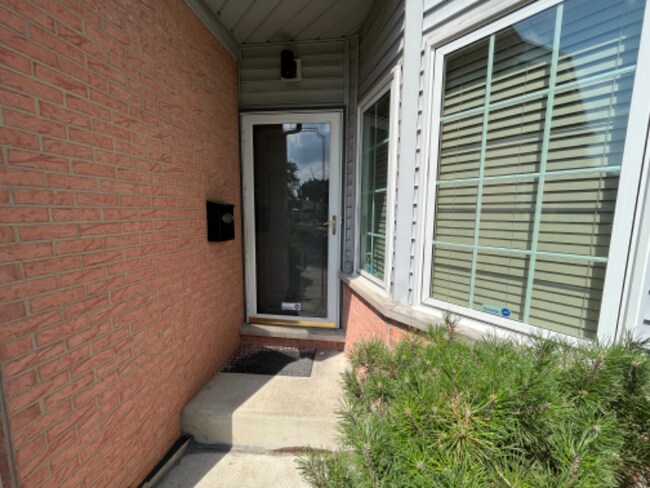 Foto del edificio - 8635 N Shermer Rd