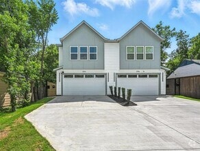 Building Photo - 3914 S Denley Dr