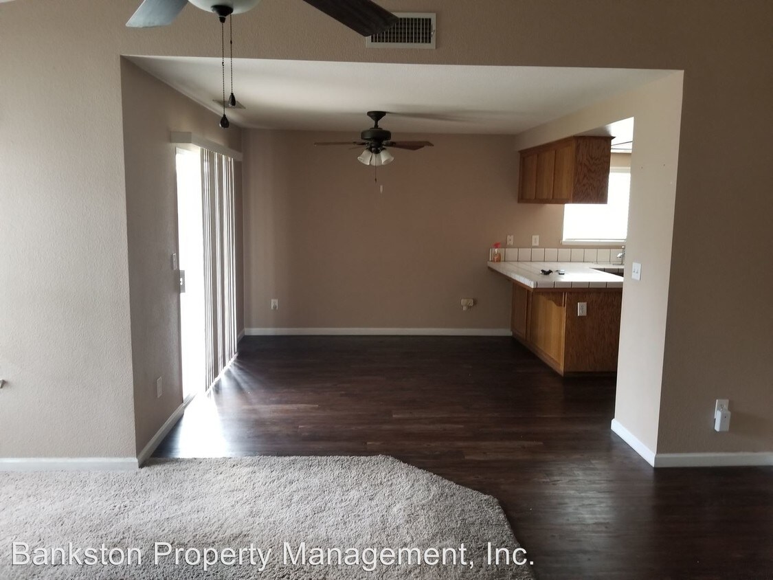 Building Photo - 3 br, 2 bath House - 1275 Santa Cruz Ave.
