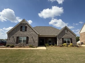 Building Photo - 1385 Witherspoon Dr