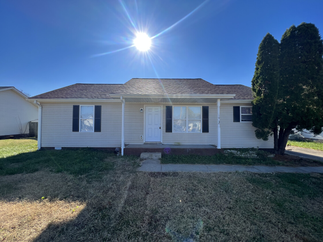 Primary Photo - 1952 Timberline Cir