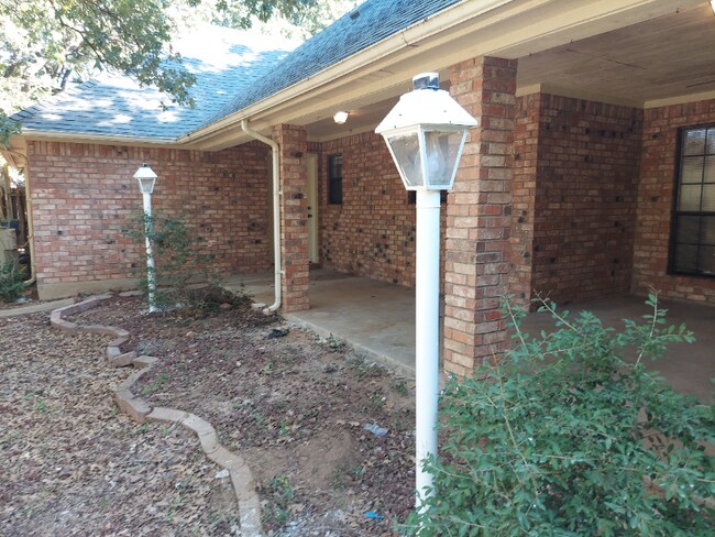 Foto del edificio - 2508 Brandon Ln