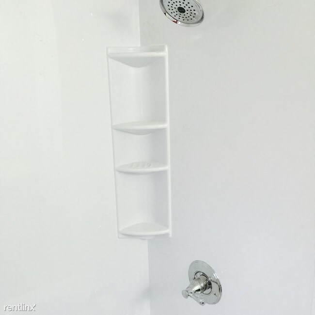 Foto del edificio - 3 br, 1.5 bath Apartment - 177 Sunshine