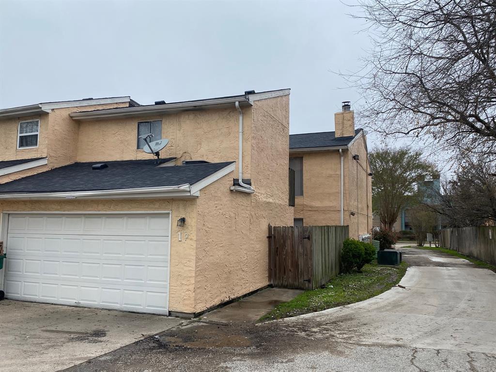 11411 Harwin Dr., Houston, TX 77072 Condo for Rent in Houston, TX