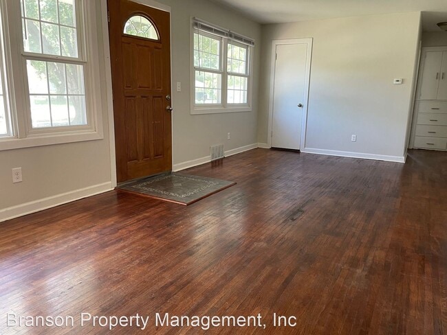 Building Photo - 3 br, 2 bath House - 1701 S Roanoke