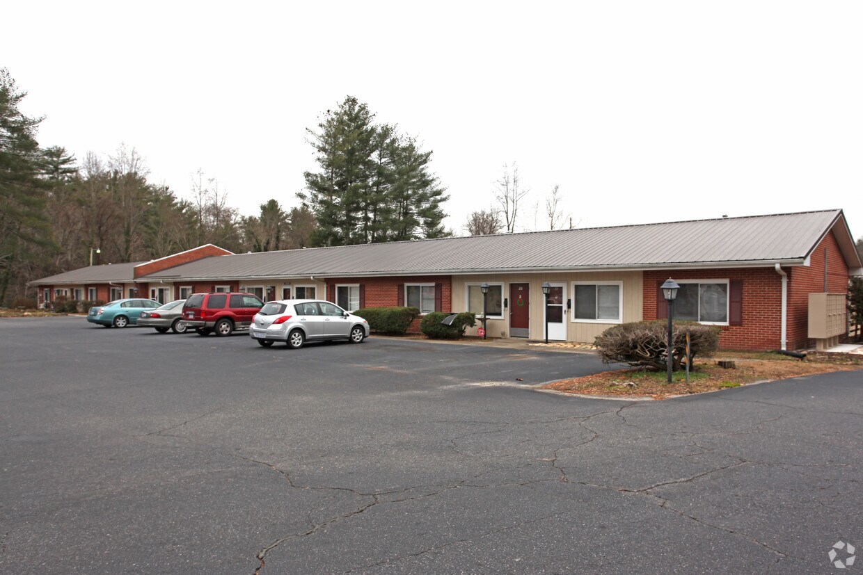 Skyland Apartments Apartments in Lenoir, NC