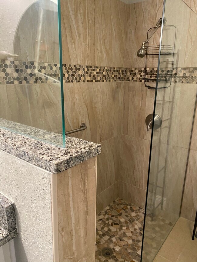 Foto del edificio - 7731 Danube Dr