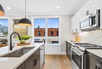 Building Photo - 300 Somerville Ave