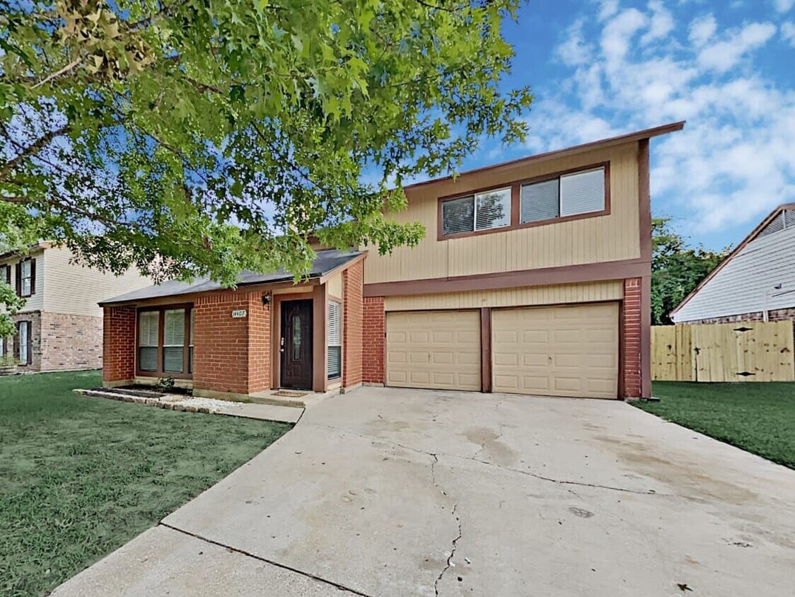 Primary Photo - 14407 Cypress Crest Dr