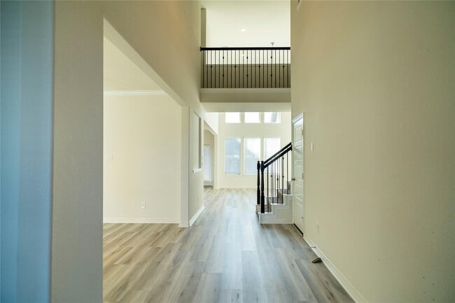 Building Photo - 3618 Windward Canyon Dr