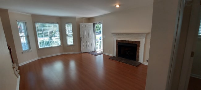 Building Photo - 1251 Carriage Park Dr