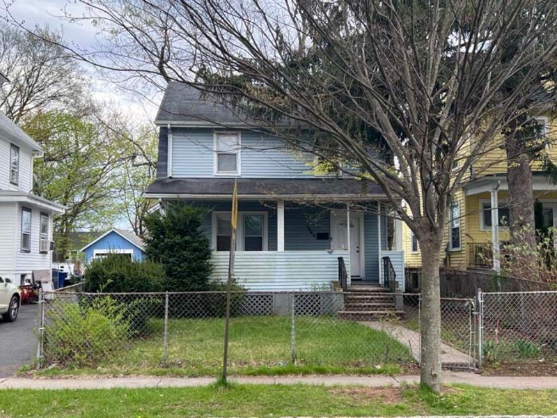 Foto principal - 1343 W 4th St