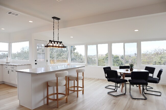 Foto del edificio - 4205 Mason St