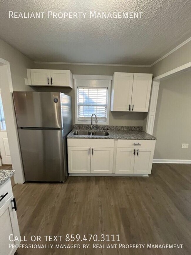 Foto del edificio - 400 Broadway-