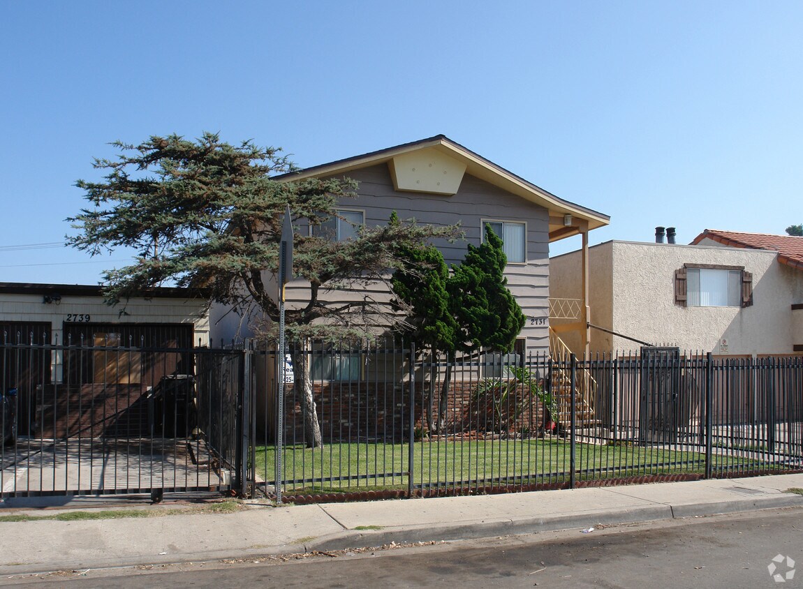 Building Photo - 2731 44th St