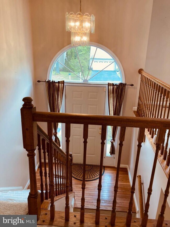 Foto del edificio - 6830 Red Rose Village Dr