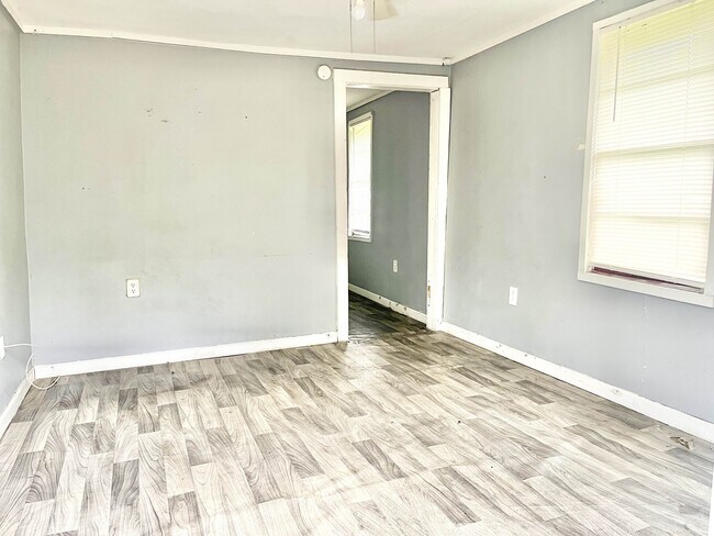 Photo - 2339 Kentucky St House