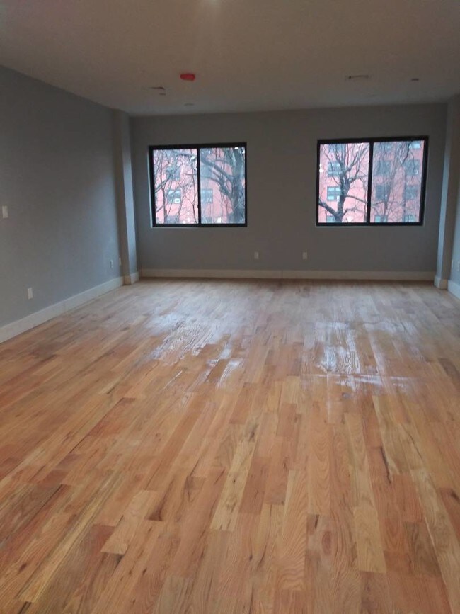 Foto del edificio - 834 Herkimer St