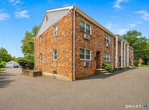 Building Photo - 9 Windell Pl