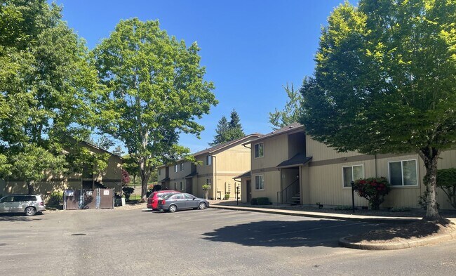 Building Photo - 1 bedroom 1 bath- Ground level unit in South Salem!