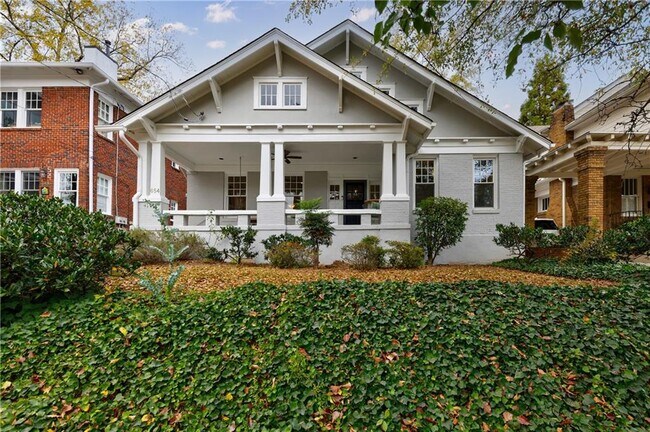 Foto del edificio - 654 Cresthill Ave NE