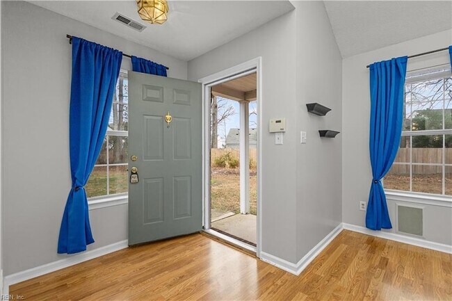 Foto del edificio - 1523 Orchard Grove Dr