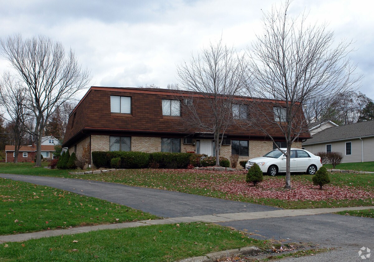 Building Photo - 6092 Applecrest Ct