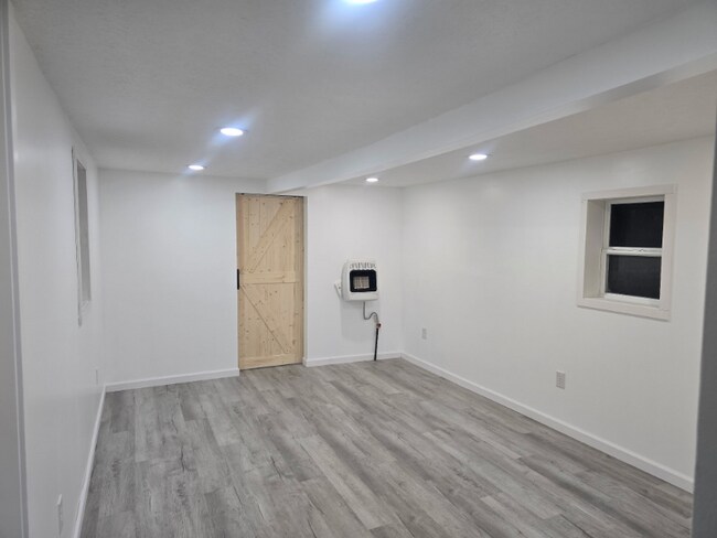 Foto del edificio - 304 Townsend Dr