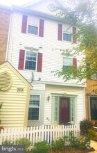 Building Photo - 2015 Tea Island Ct