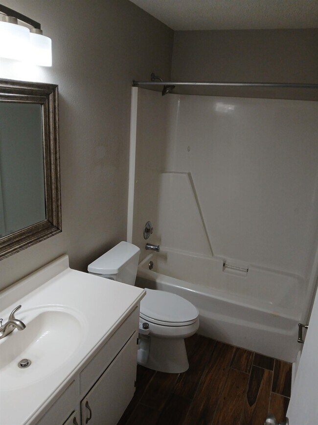 Foto del edificio - 445 Cactus St