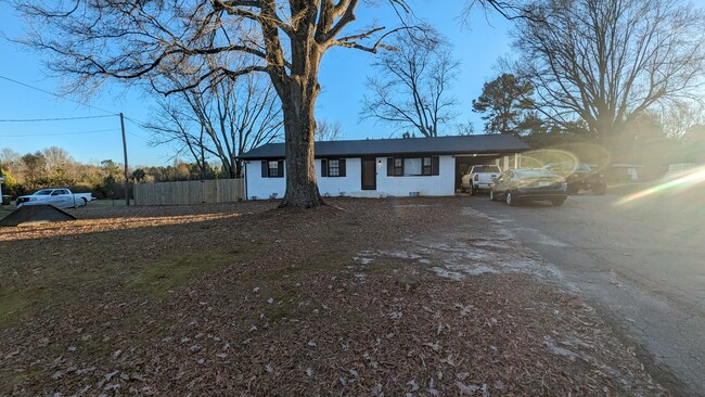 Foto del edificio - 4640 Conebury Ln