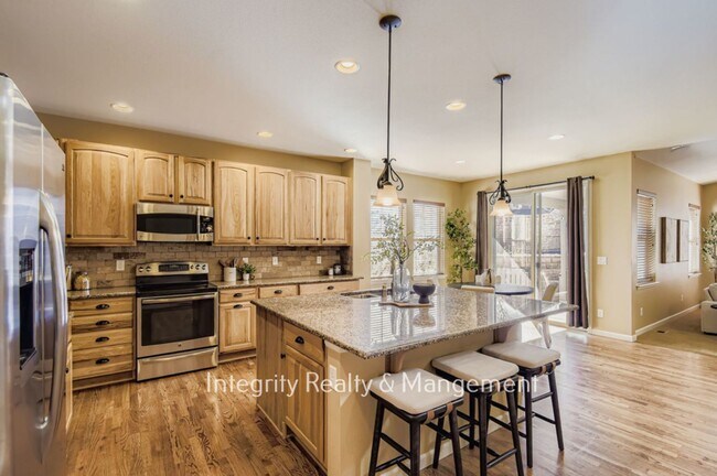 Building Photo - 3839 Donnington Cir
