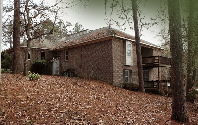 Building Photo - 7007 Dorsey Dr