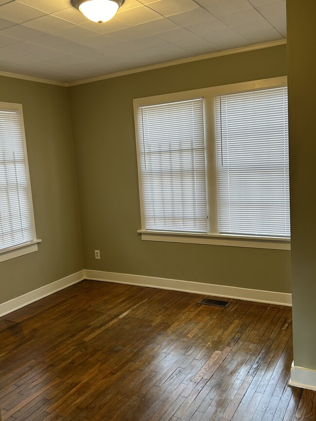 Building Photo - 309 Fredrica Ave