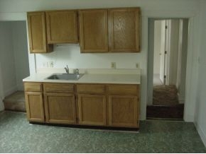 Kitchen Photo - 28 2nd St