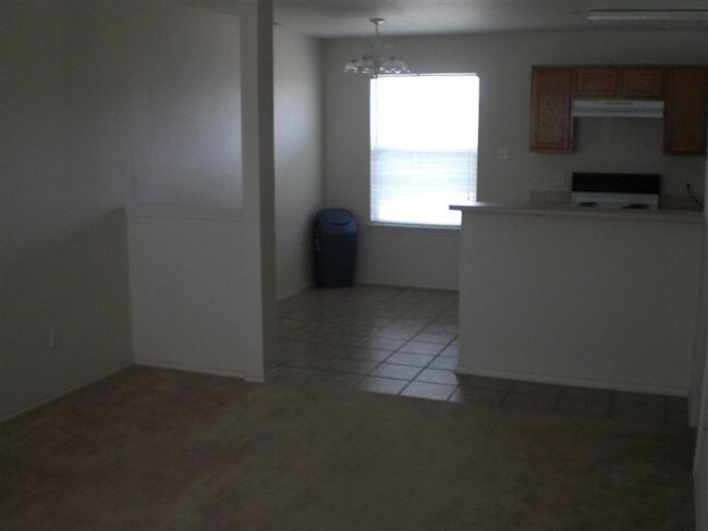 Building Photo - 3 br, 2.5 bath  - 2314 Wildewood Dr B